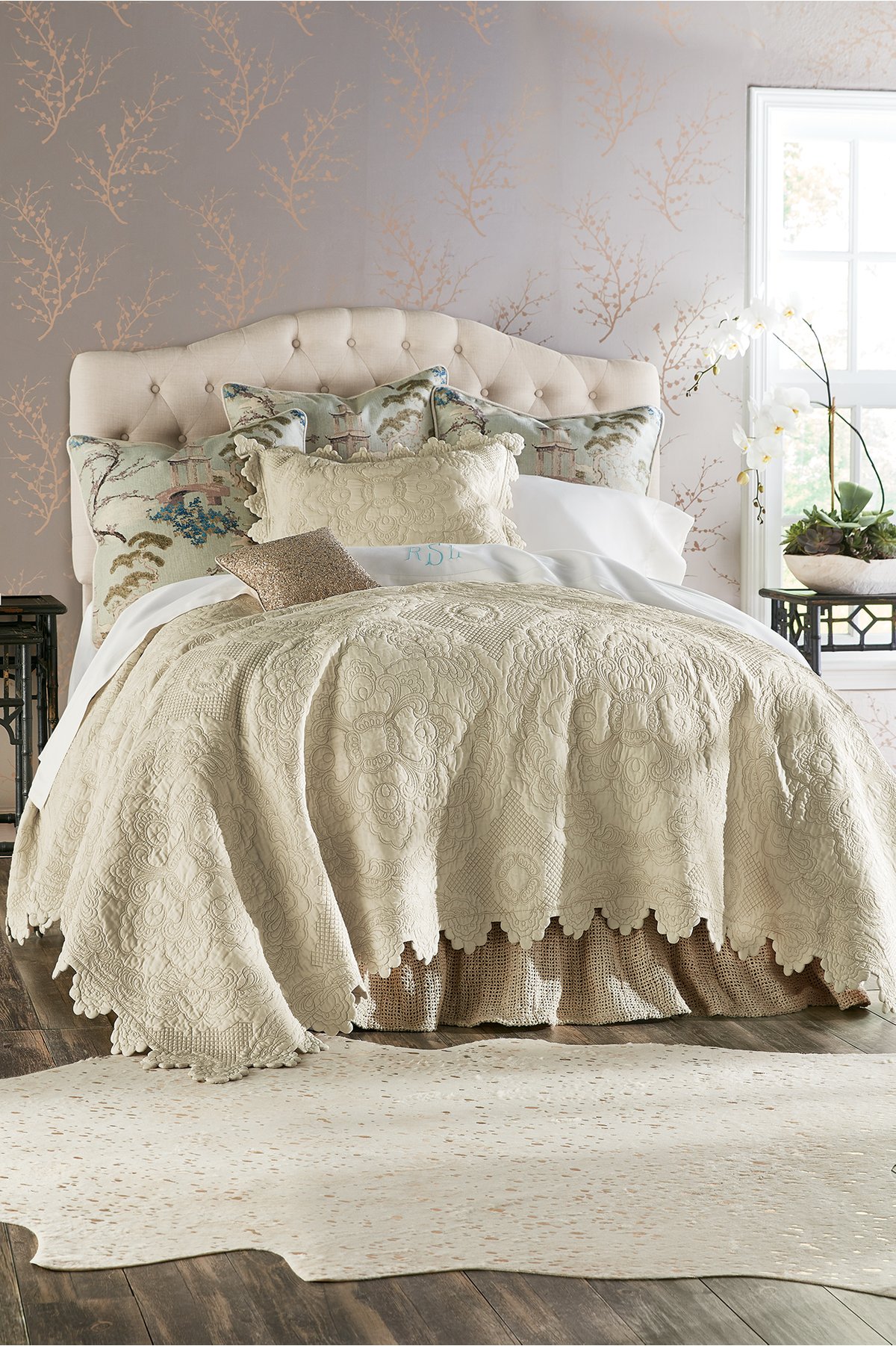 Marguerite Scalloped Quilt Soft Surroundings