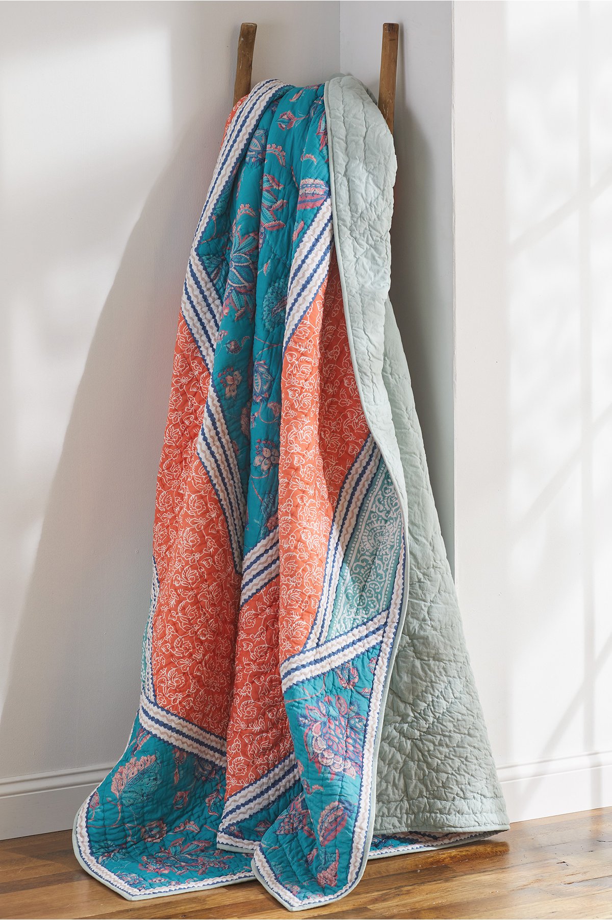 Barbados Quilt Patchwork Printed Quilt Soft Surroundings