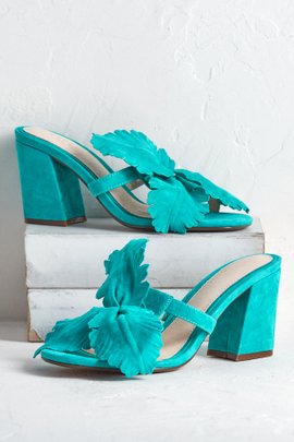 Cecelia NY Hibiscus Heel Slide