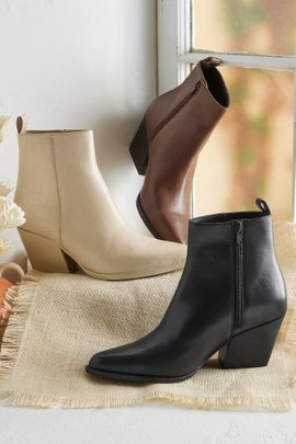 soft surroundings shoes and boots