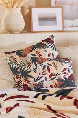 Dominica Sham