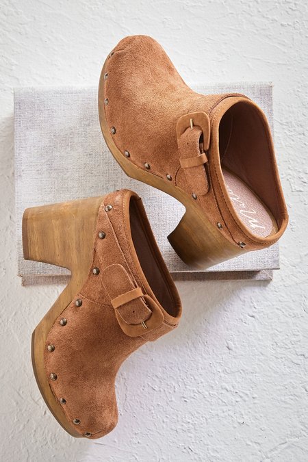 Buckle Clog