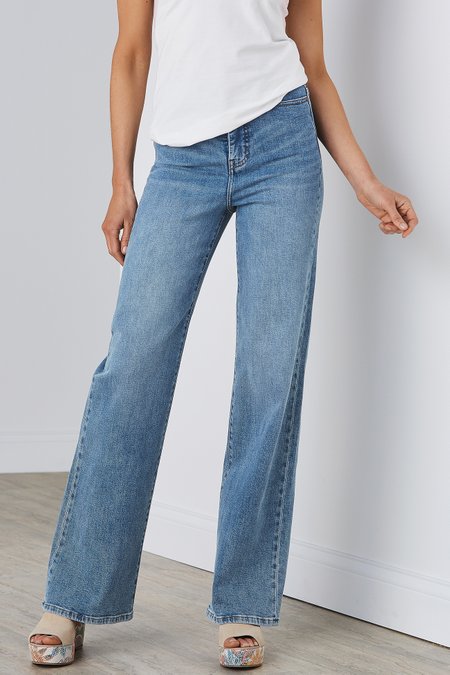 Ultimate Denim High Rise Straight Jeans