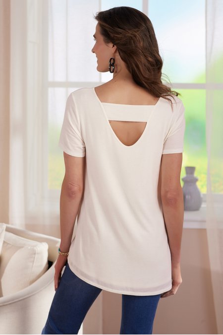 Camilla Tee