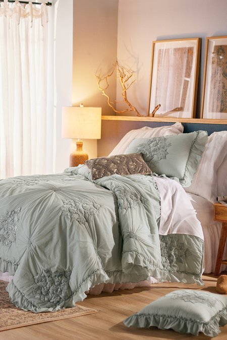 Portofino Smocked Comforter