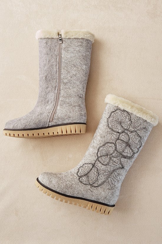 flora soft look boots