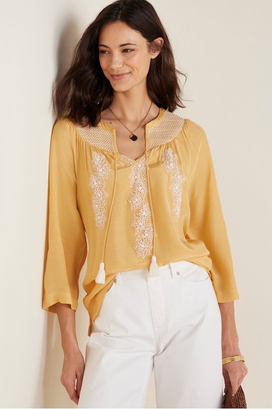 Lauralin Soft Embroidered Surroundings Top |