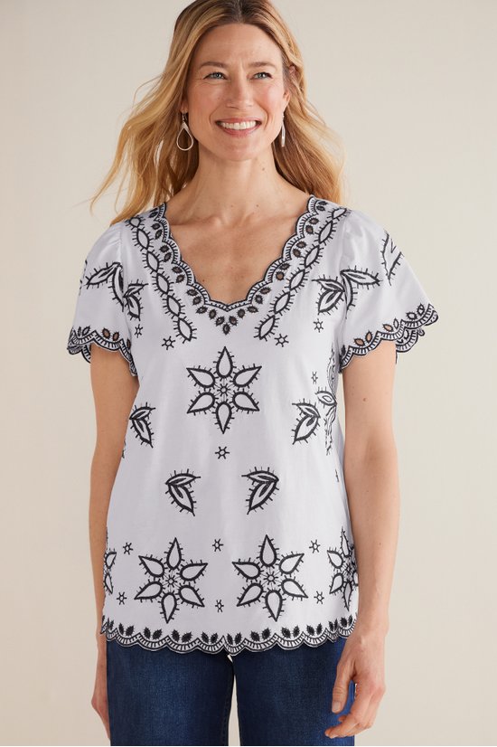 Teres Embroidered Tee
